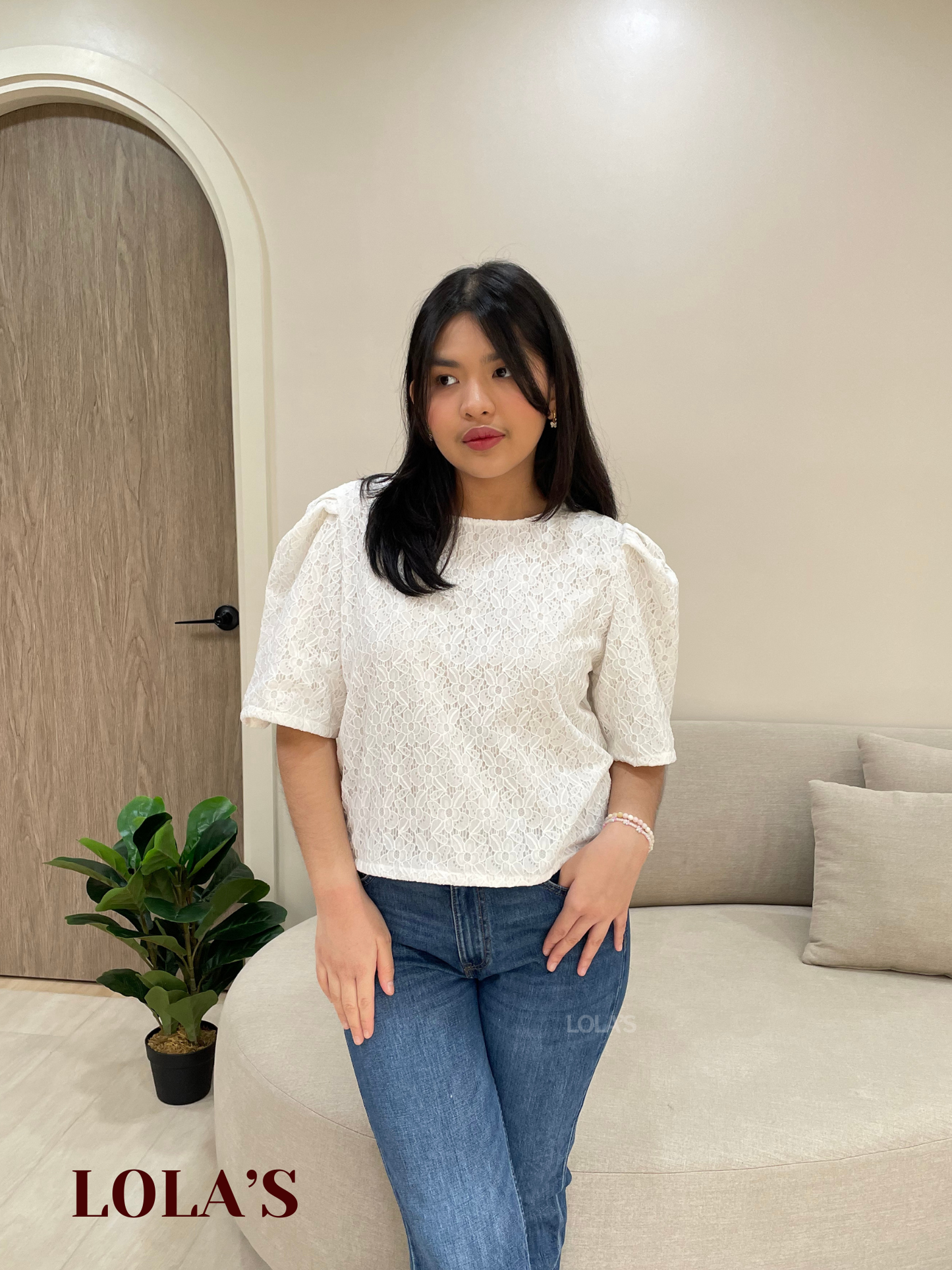 Vivian Top (White Lace)