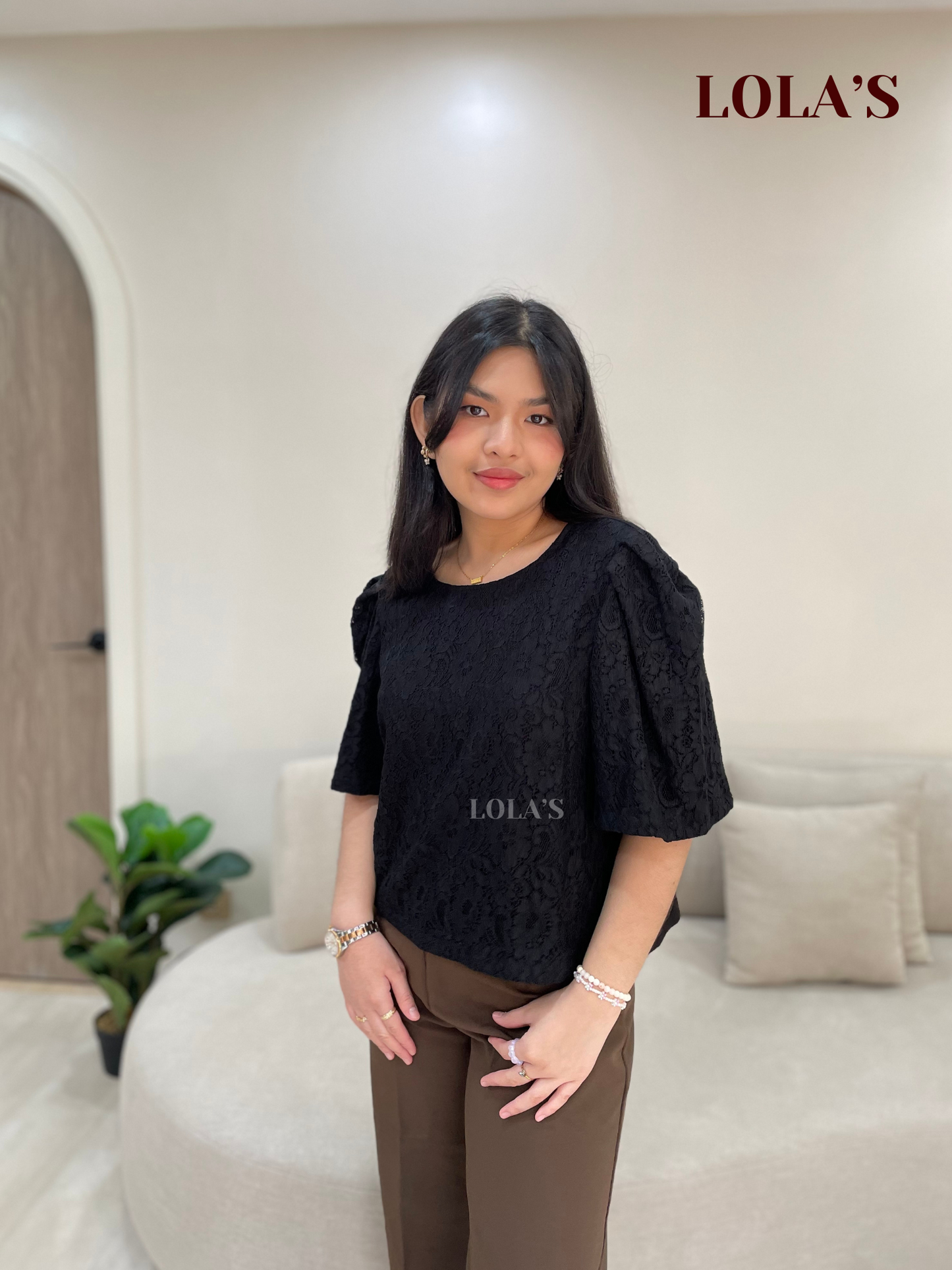 Vivian Top (Black Lace)