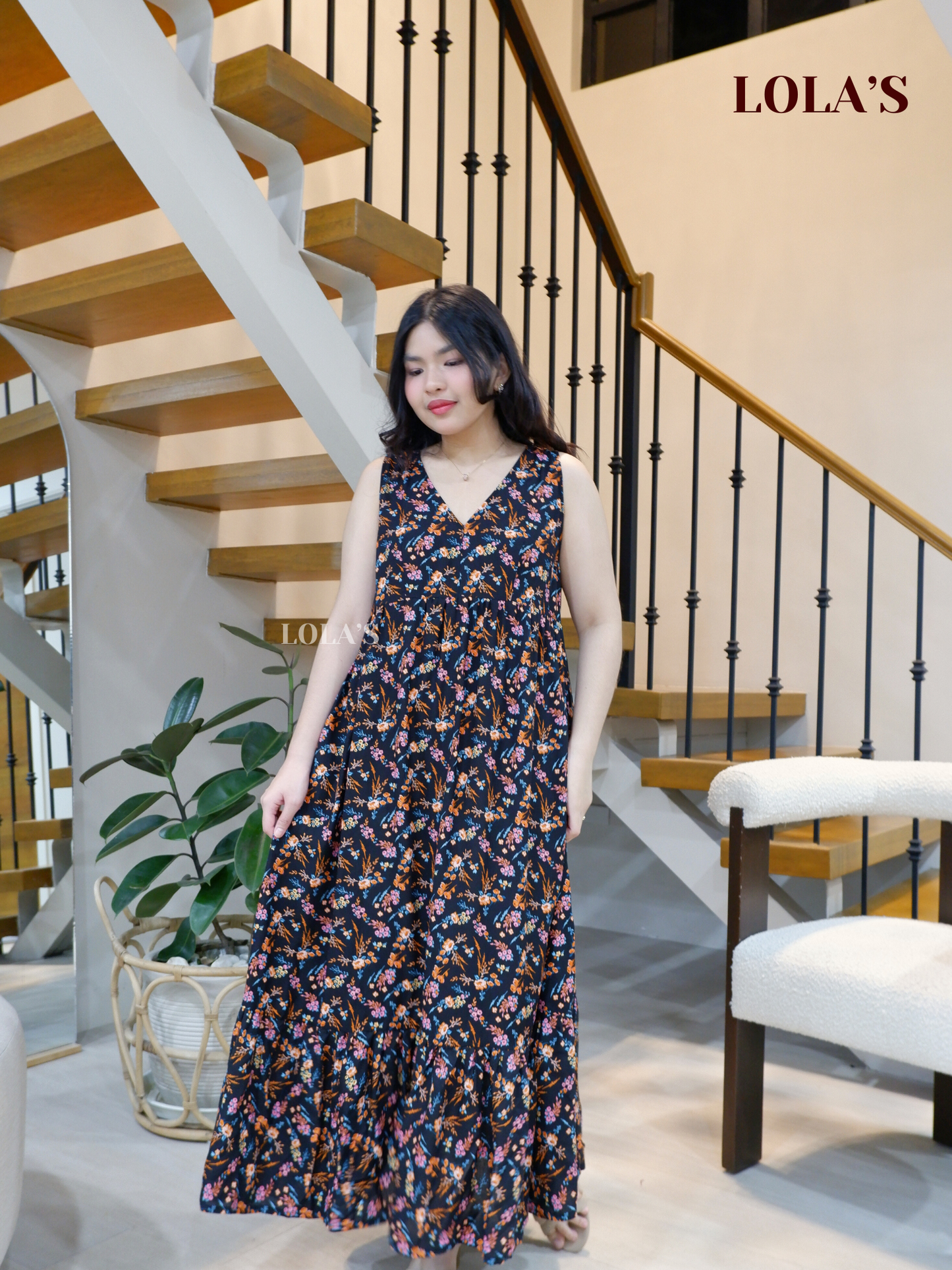 Gabrielle Dress (Cheerful Black)