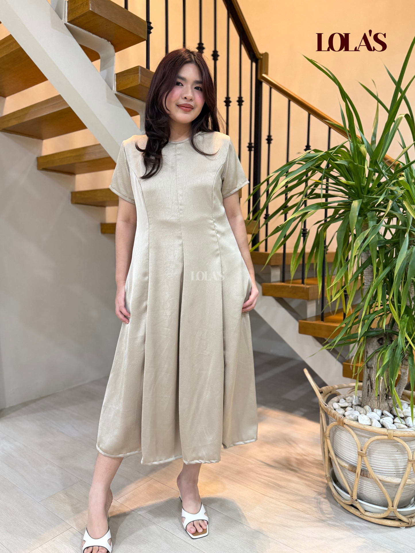Kathleen Dress (Dark Sand)