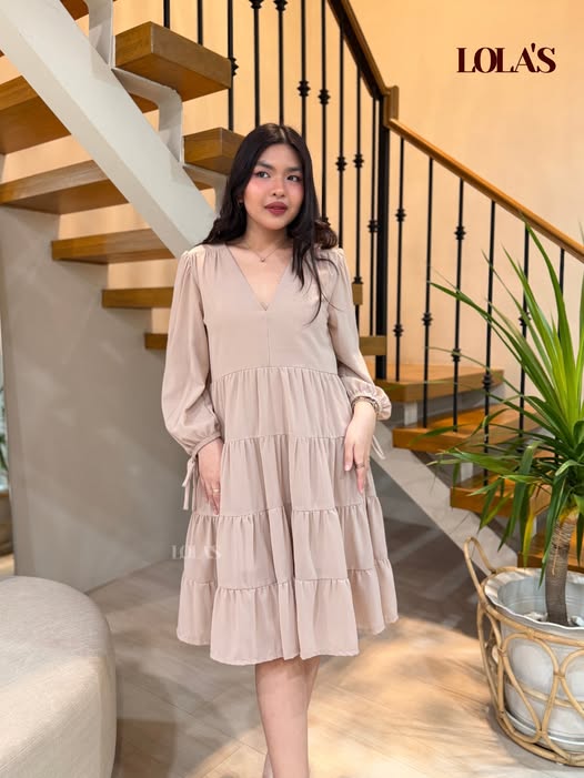 Diana Dress (Discounted with issue)
