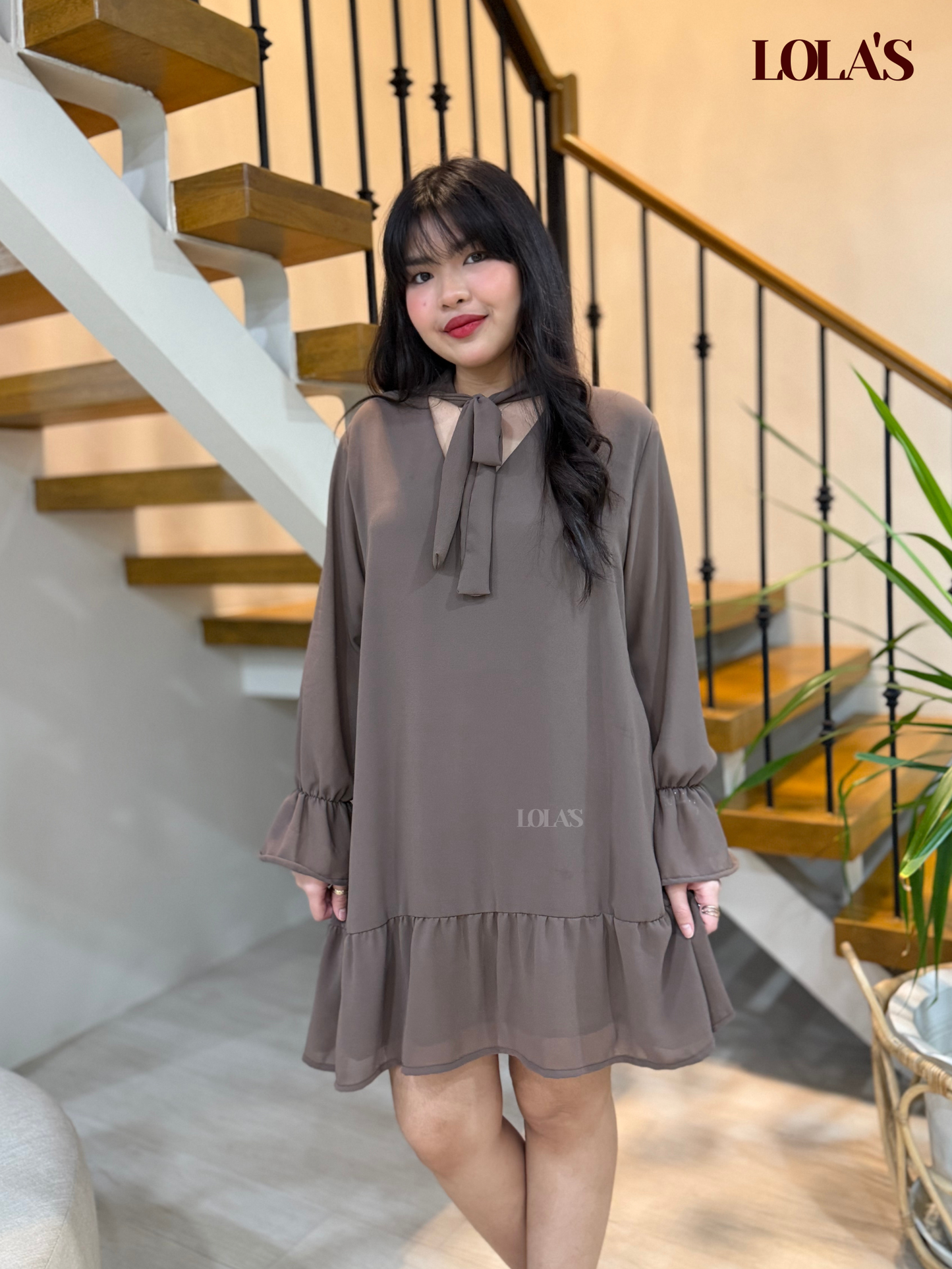 Daph Dress (Taupe)