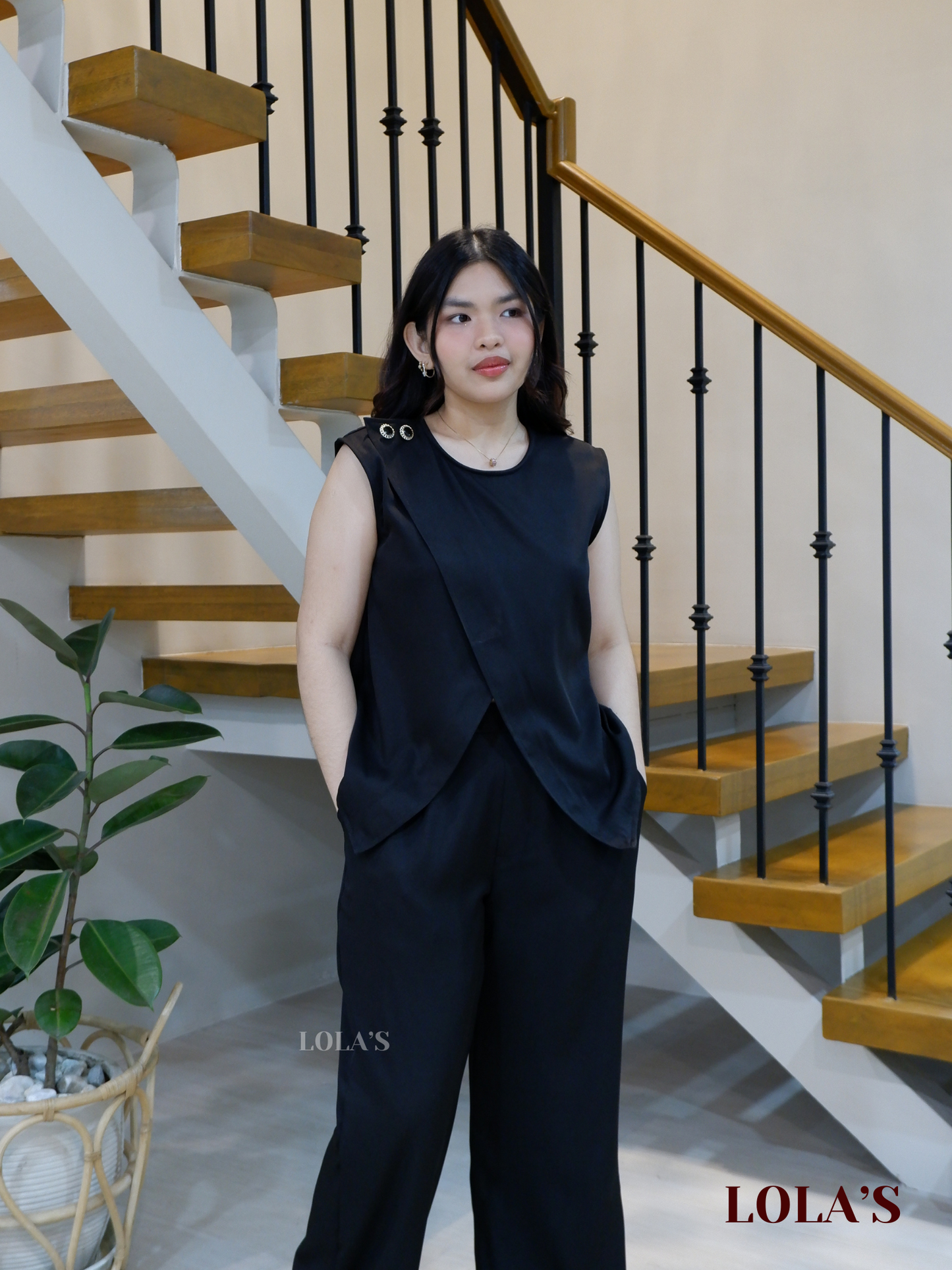 Ashley Coords (Black)