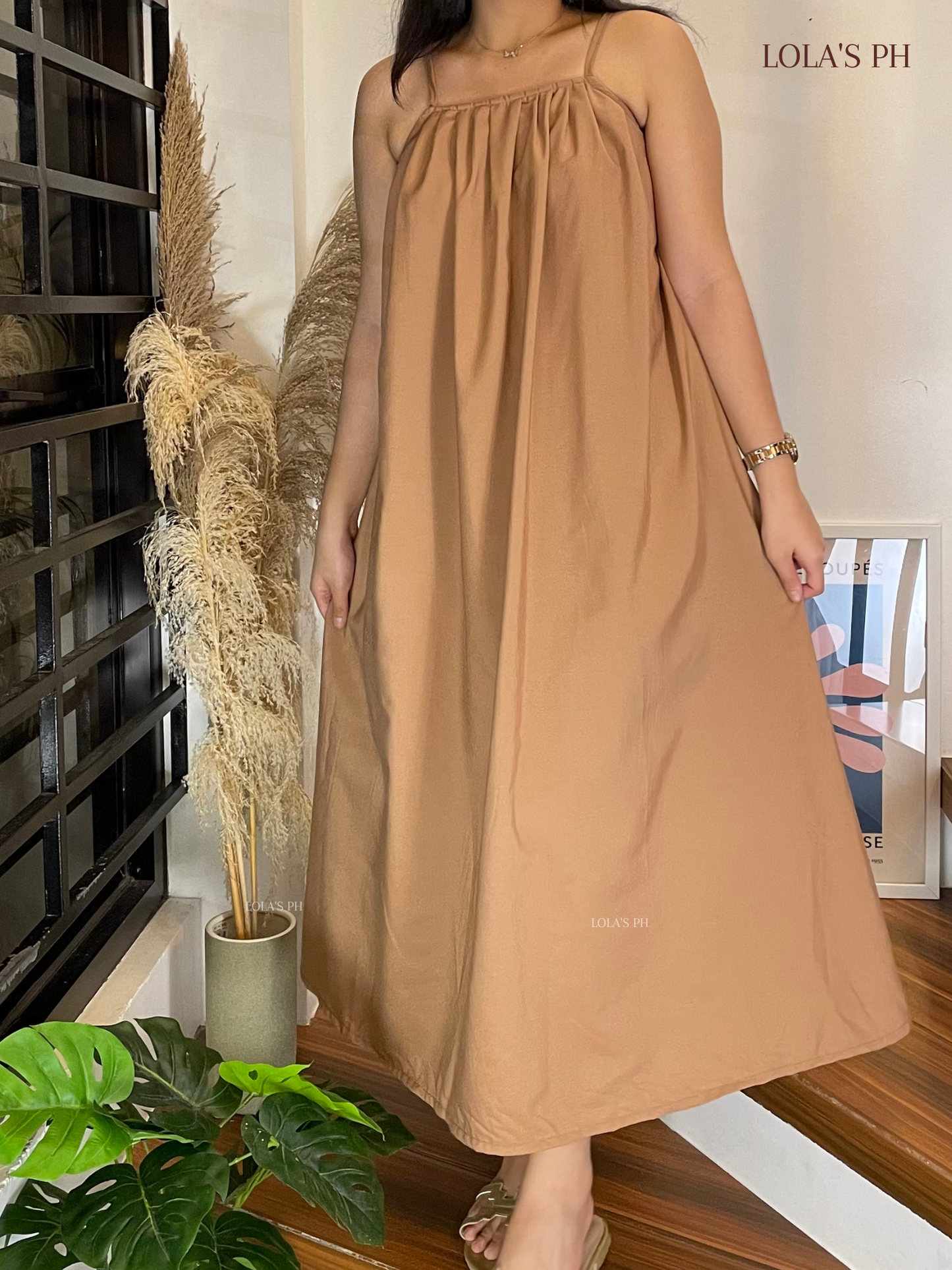 Maggie Dress (Latte)