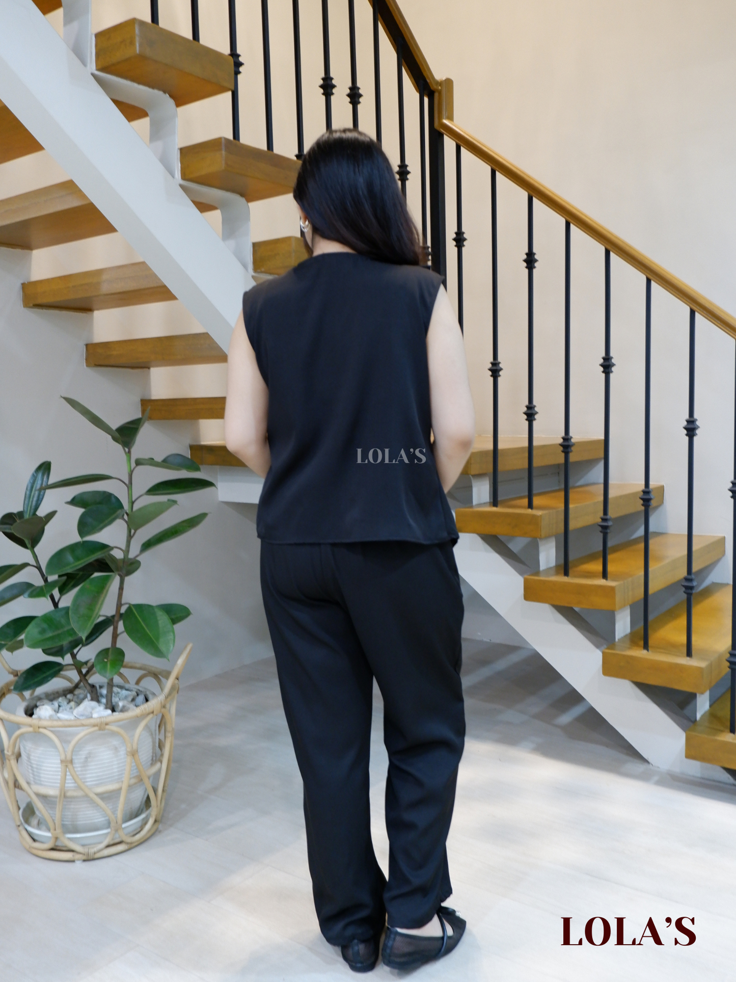 Ashley Coords (Black)