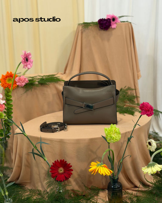 Kaela by Apos Studio (Dark Taupe)