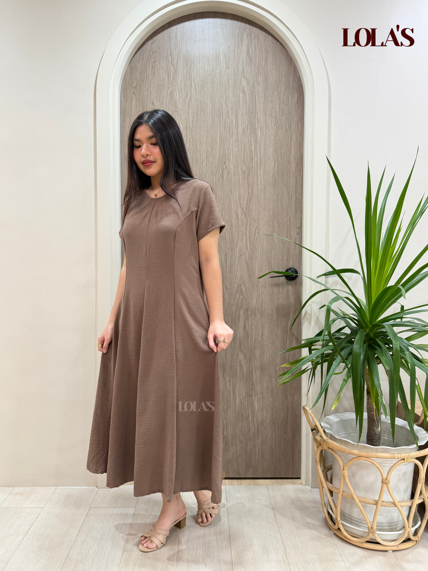 Kathleen Dress (Taupe)