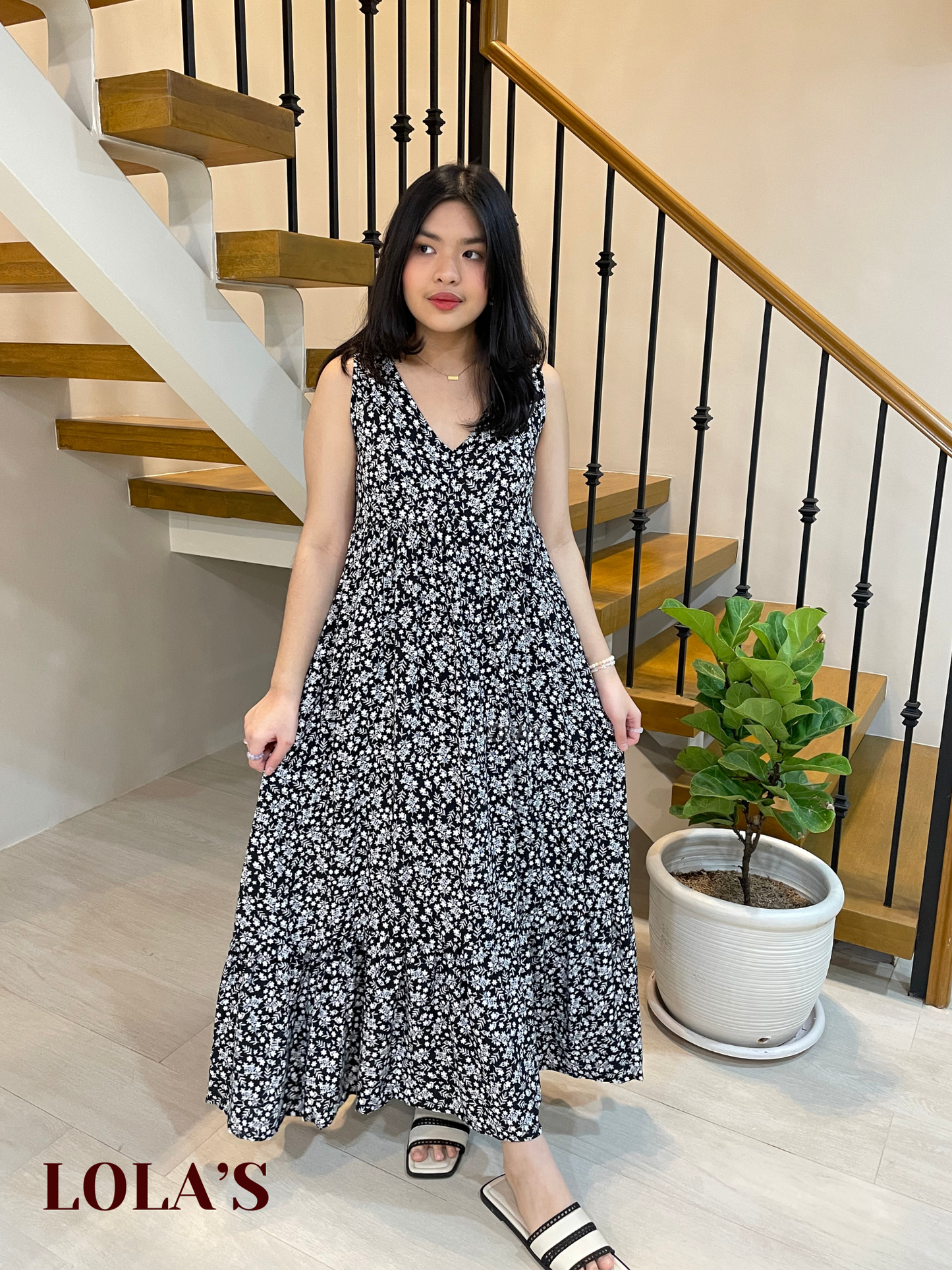 Gabrielle Dress (Black Floral)