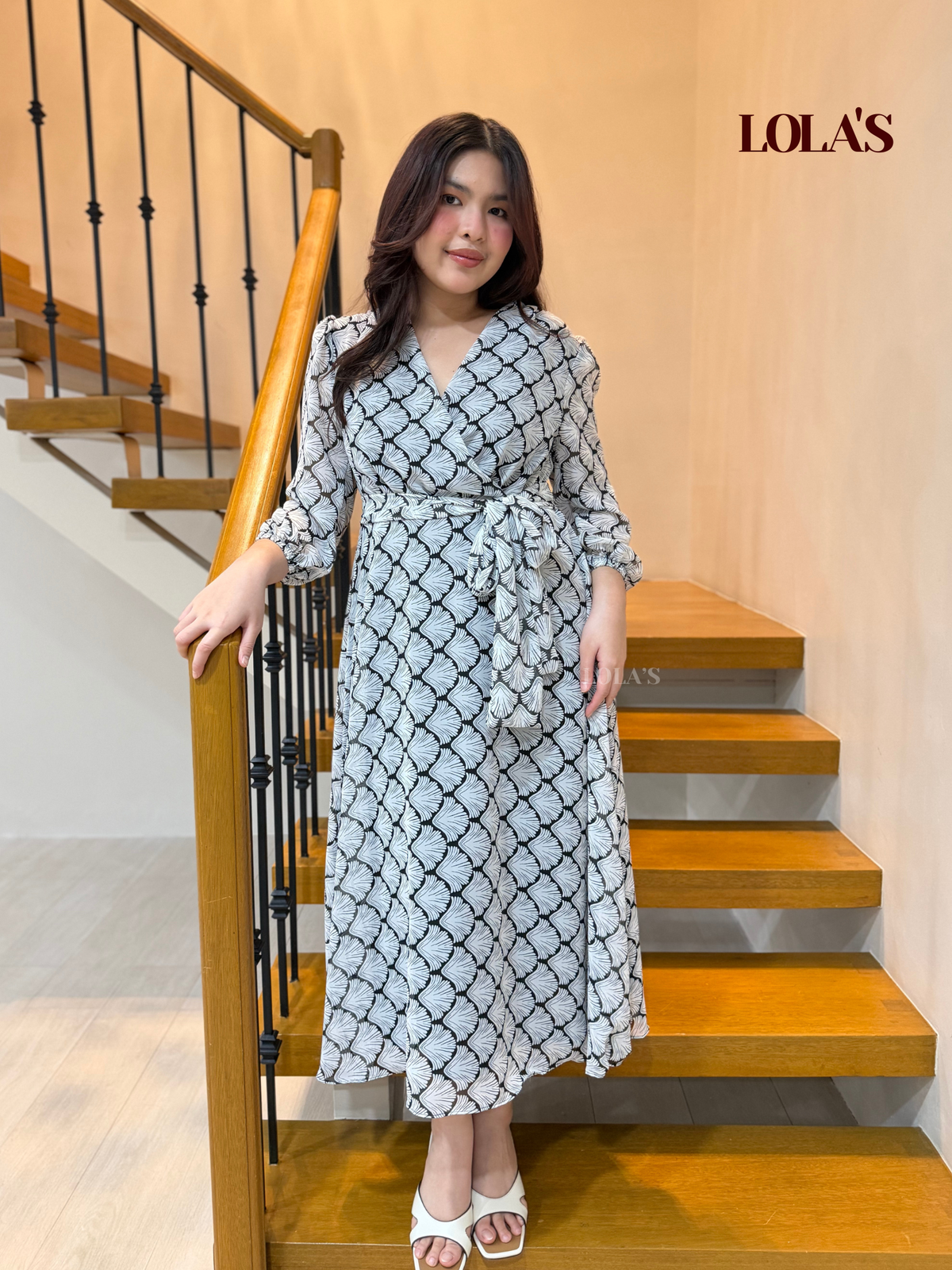 Paula Dress (Black Muse)