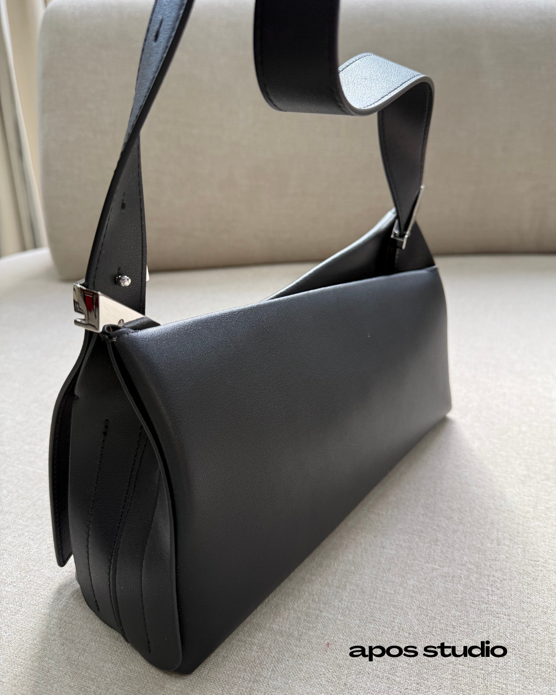 Quinn by Apos Studio (Black)