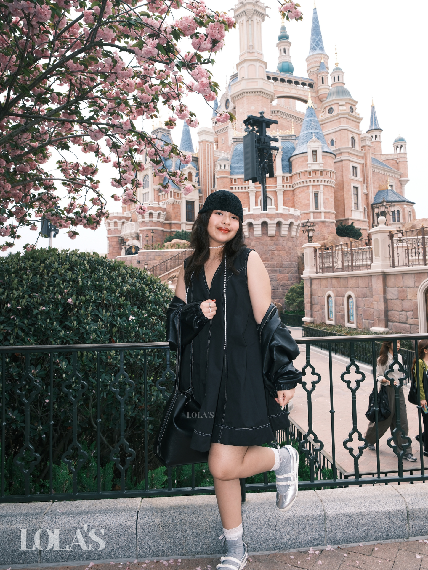Victoria Dress (Black)