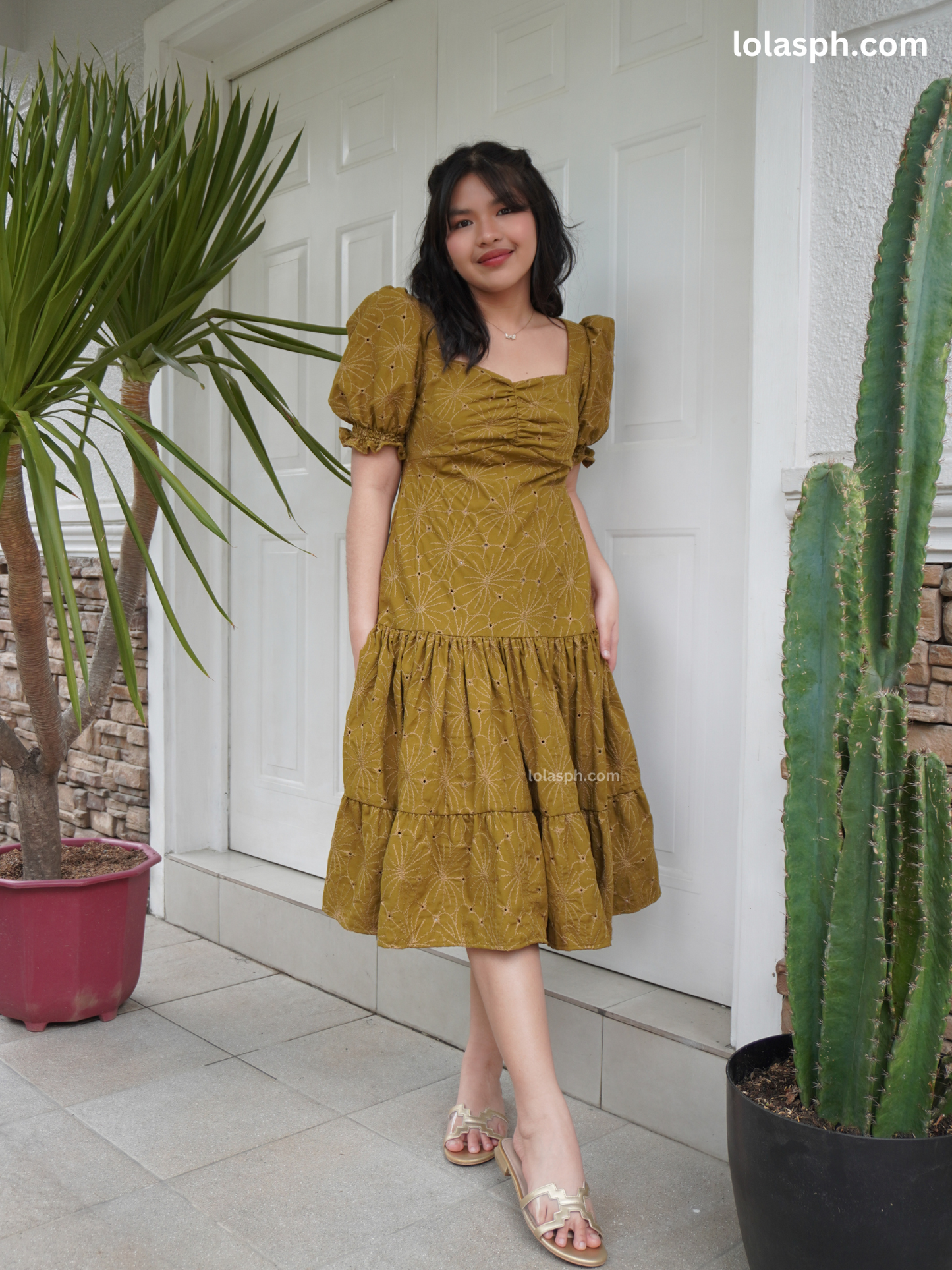 Genneel Eyelet Dress (Olive)