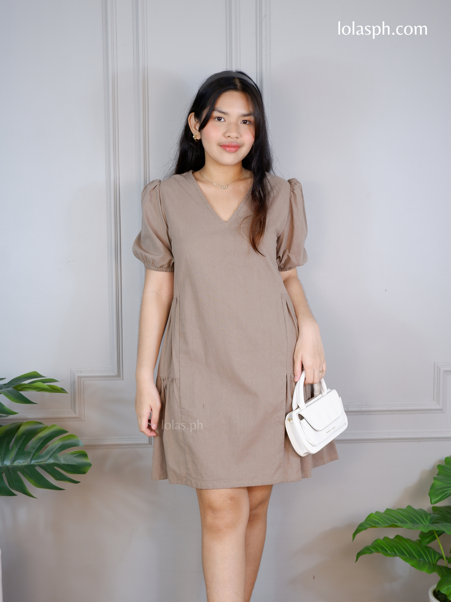 Jaegen Dress (Dry Taupe)